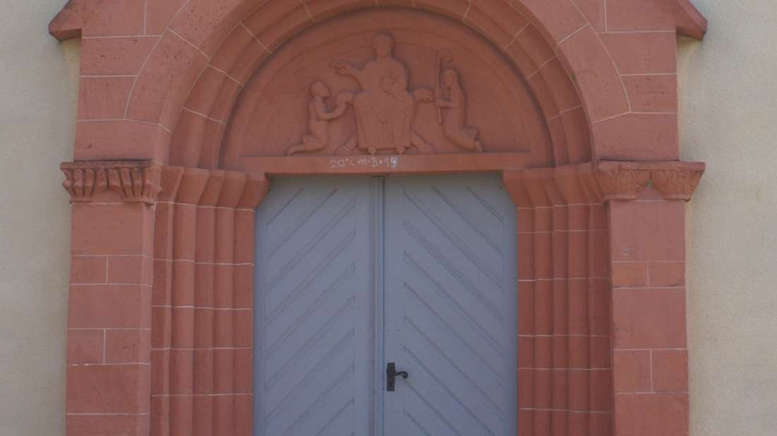  Portal der St. Aegidiuskirche in St. Ilgen 