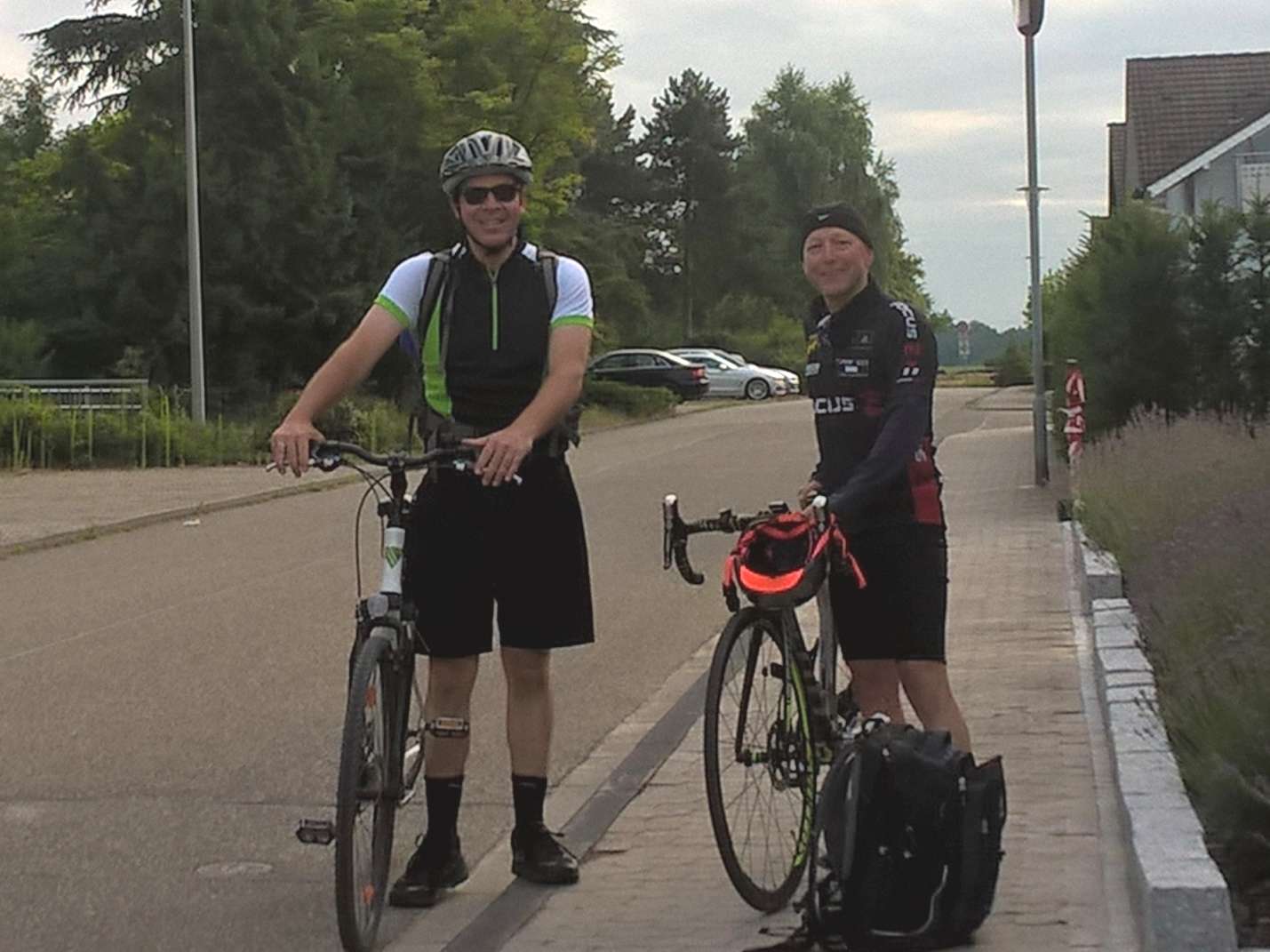  Auch Oberbürgermeister Reinwald ließ es sich nicht nehme und fuhr mit dem Rad von Graben-Neudorf(!!!) zur Arbeit nach Leimen 