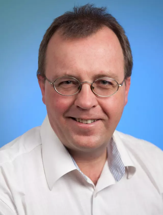 Dr. Peter Anselmann